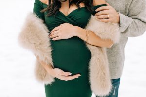 Maternity Photoshoot with Noah Wearing Green Maternity Dress-25