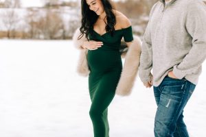 Maternity Photoshoot with Noah Wearing Green Maternity Dress-19